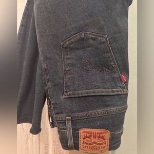 Levi’s. 721 High Rise Skinny jeans